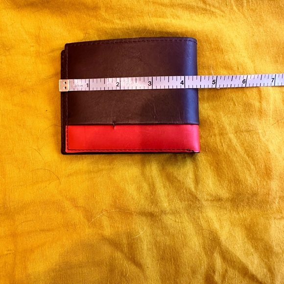 Fossil Wallet - Picture 3 of 5